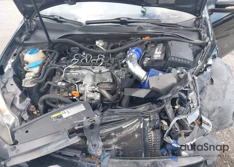 2013 Volkswagen Golf 2.0L Tdi 4-Door z USA, uszkodzony, nr VIN WVWNM7AJ0DW135492